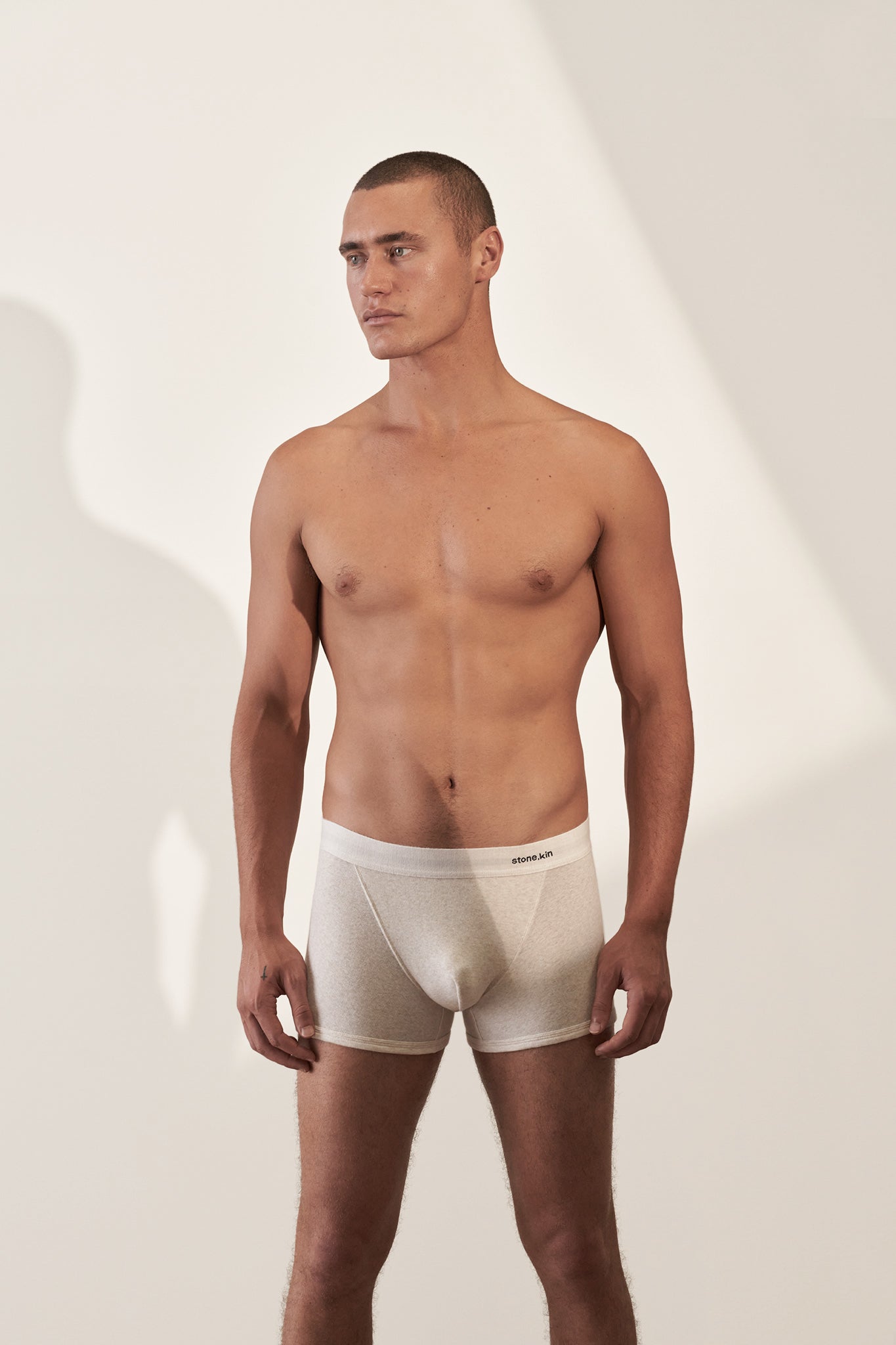 Boxer Brief in Organic Cotton Rib - Bone Stone.kin