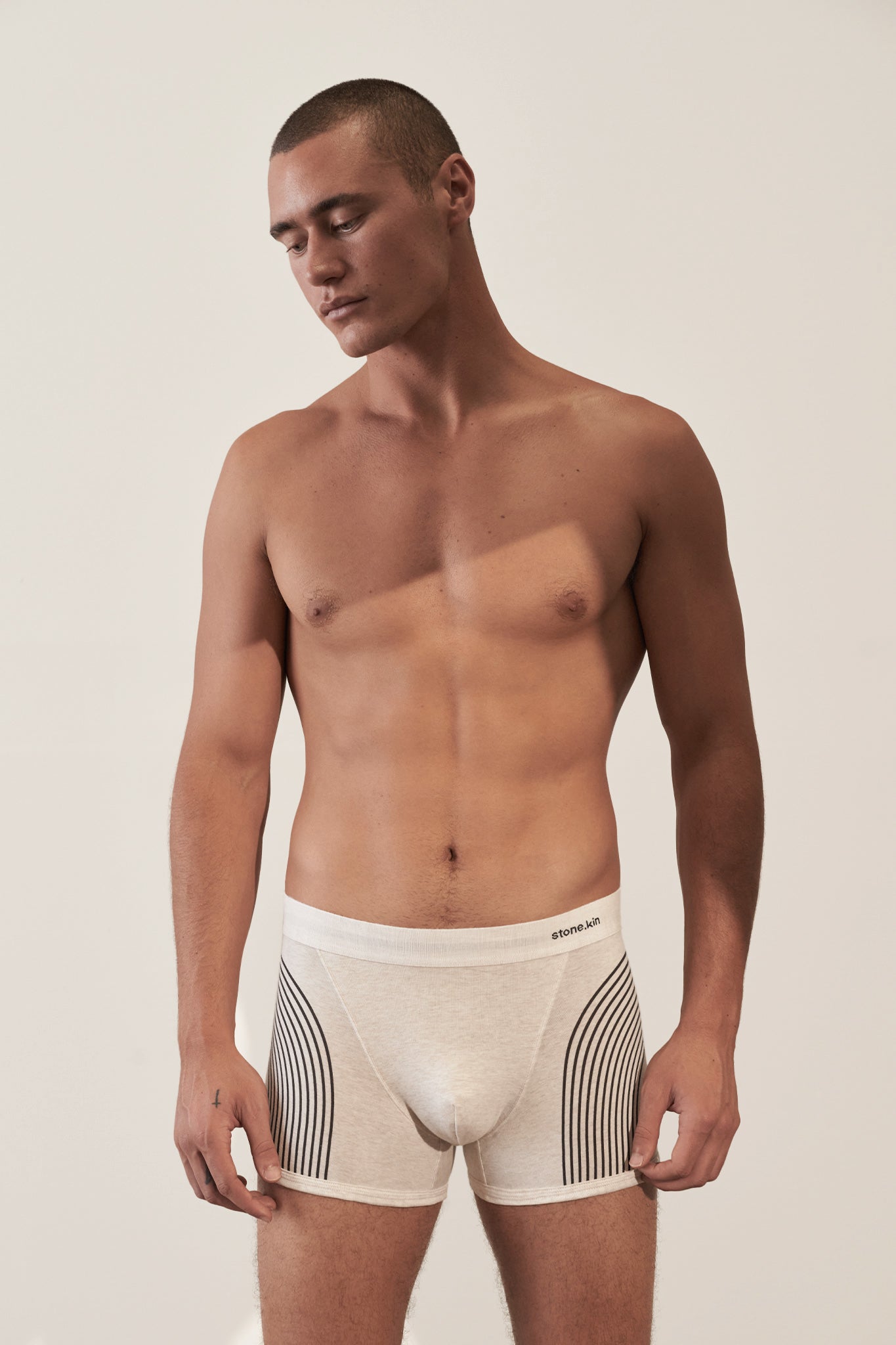 Boxer Brief in Organic Cotton - Bone with Lines Stone.kin