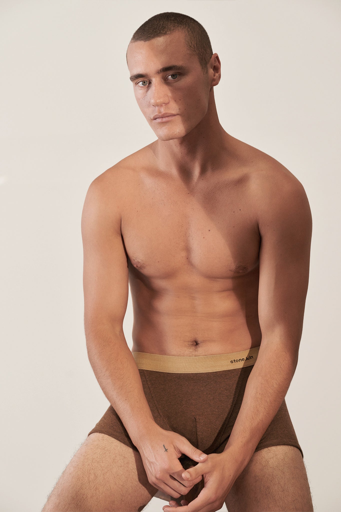 Boxer Brief in Organic Cotton Rib - Brown & Camel Stone.kin