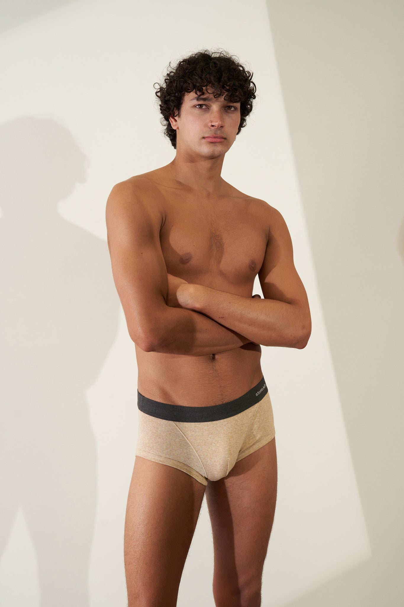 Trunk in Organic Cotton Rib - Sand / Tar Stone.kin