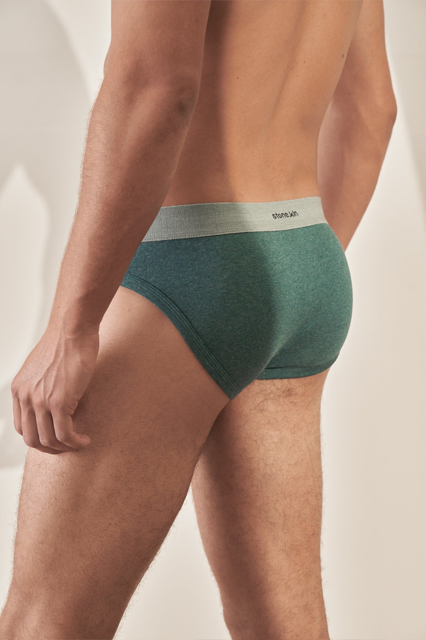 Women’s and Men’s underwear by Stone.kin – Soft, Comfortable Organic Cotton Underwear – Men’s Boxer Briefs, Men’s Trunks, Men’s Briefs, Women’s Bodysuits, Women’s Briefs, Women’s Bralette’s, Women’s Thong, and Women’s G-string’s. 