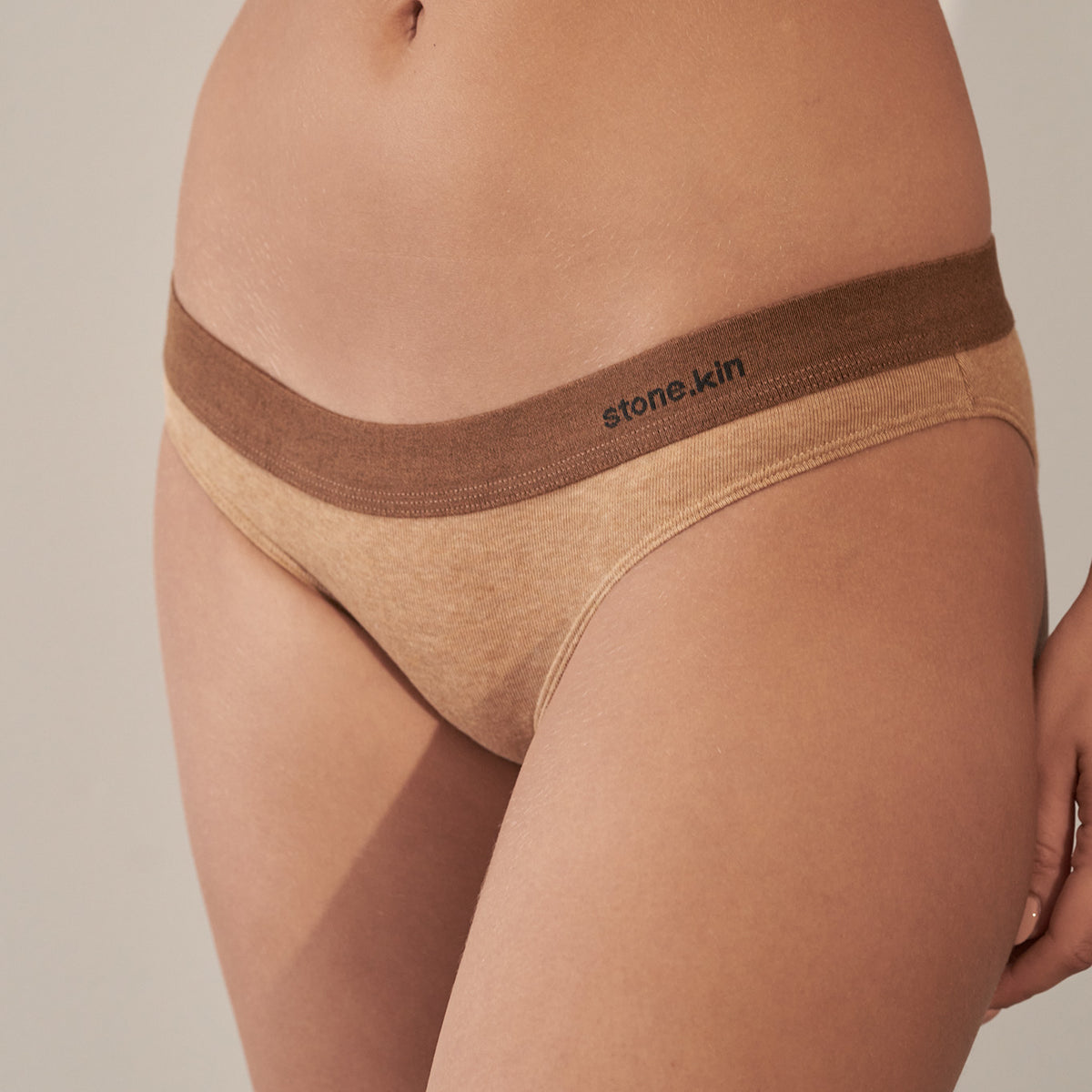 Stone.kin - Cheeky in Cotton Rib - Camel & Brown