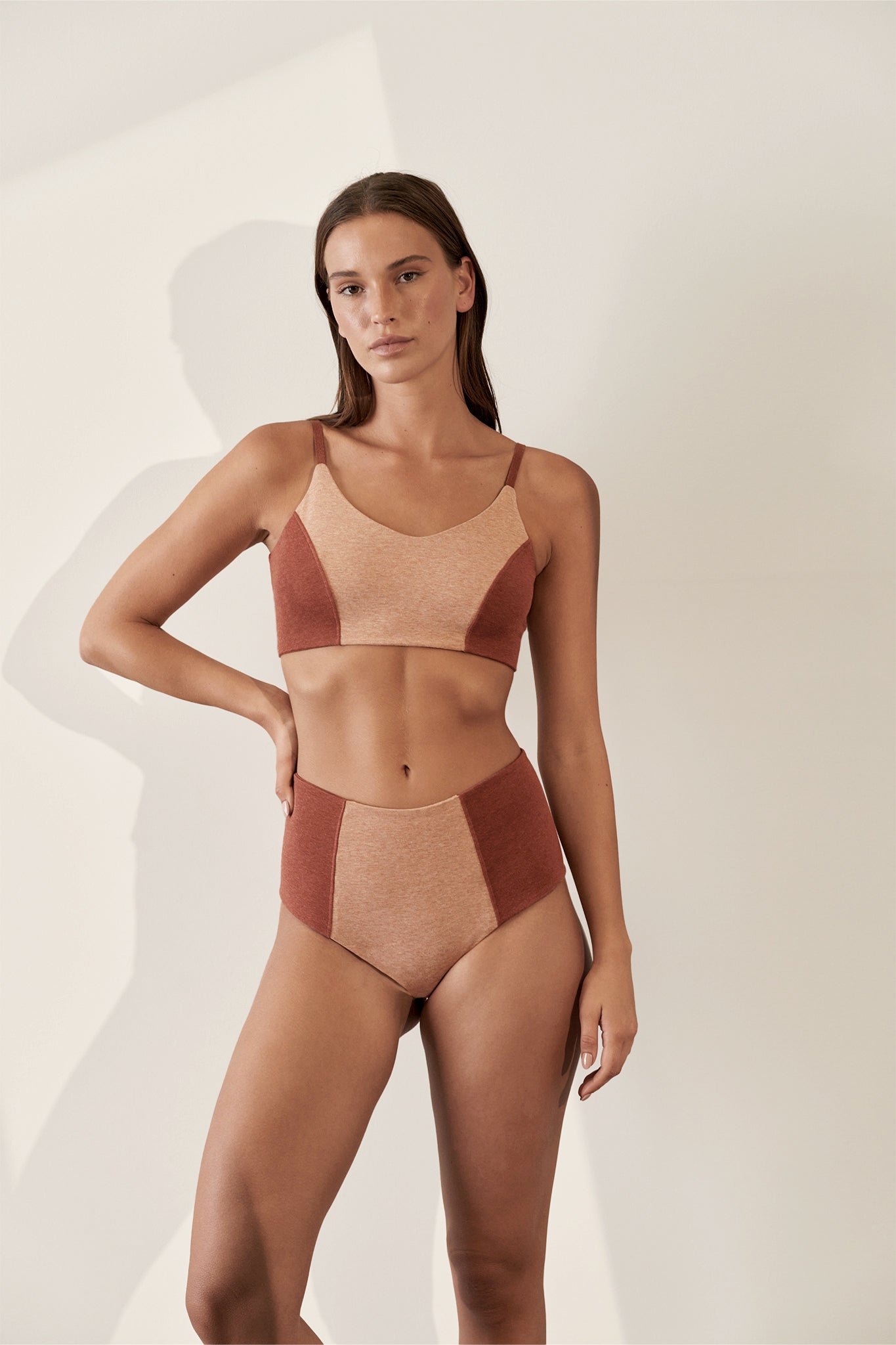 Contoured Crop Top  Organic Cotton Rib / Nude & Rust